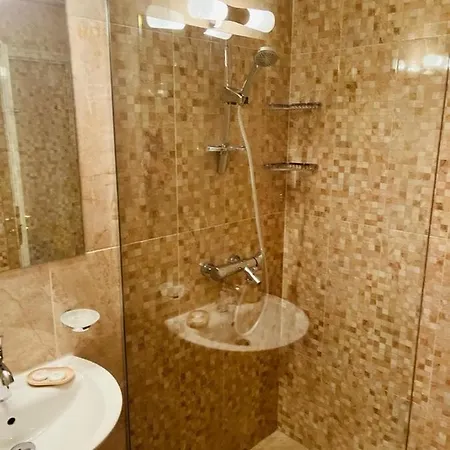 Esteban Complex Private Apartament Suuny Lägenhet *